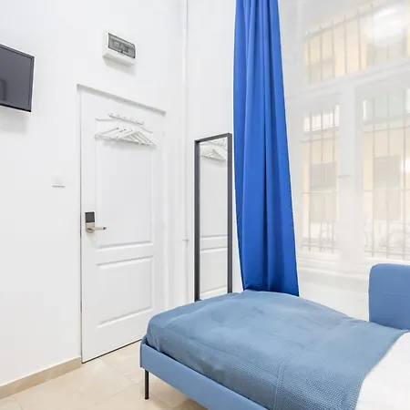 아파트 Modern - - Easy Sleep For Solo Traveller 부다페스트