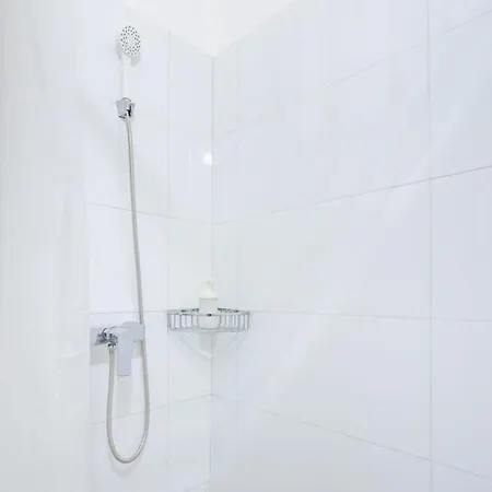 Modern - - Easy Sleep For Solo Traveller 부다페스트